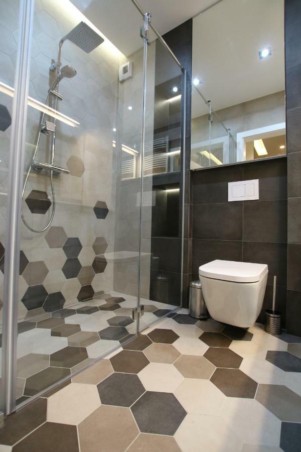 Apartament "Park Lotnikow" クラクフ エクステリア 写真