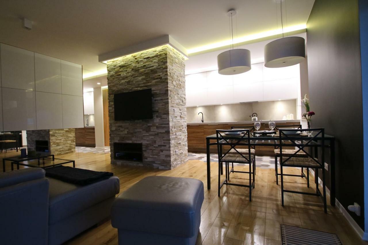 Apartament "Park Lotnikow" クラクフ エクステリア 写真