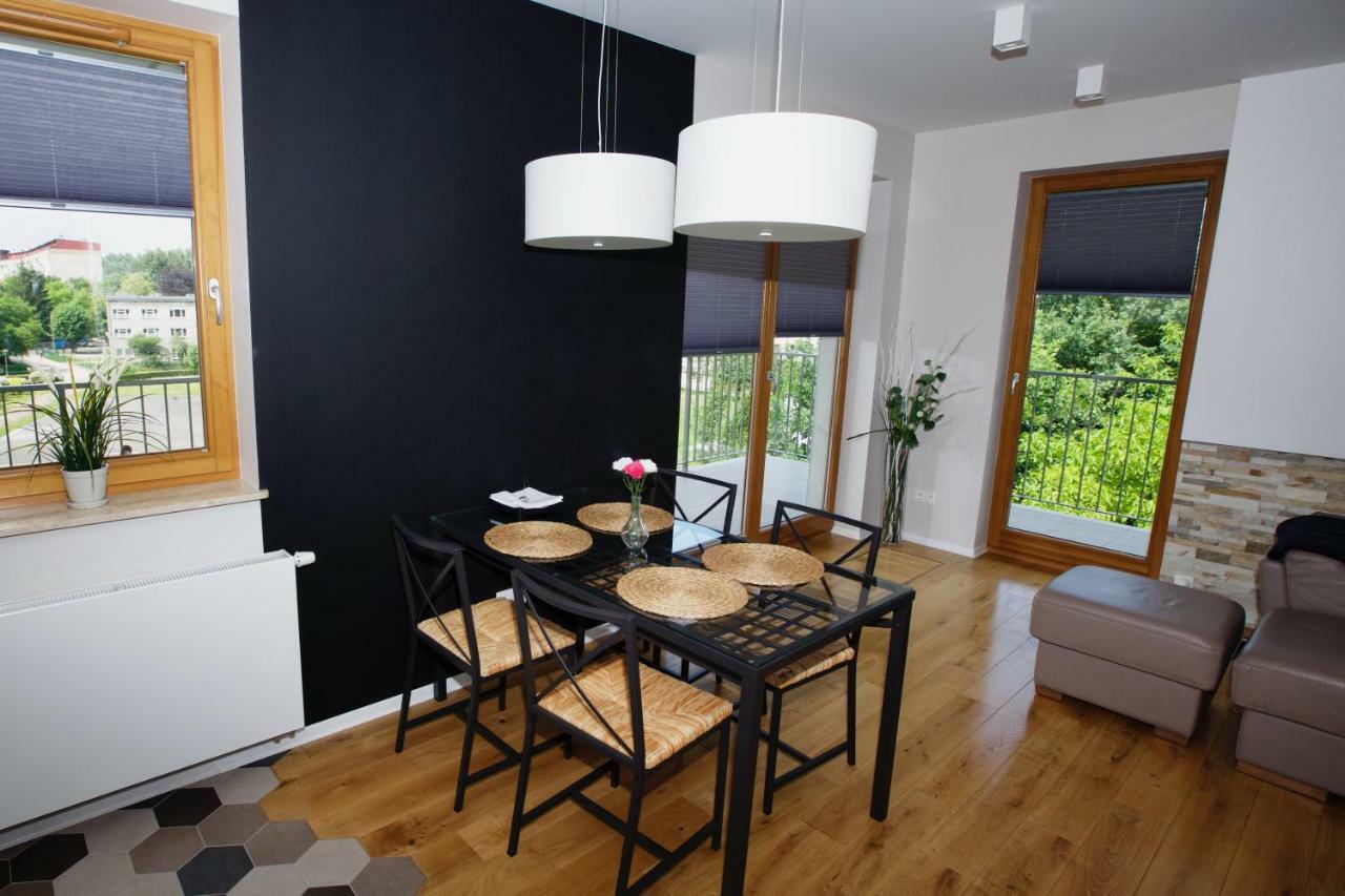 Apartament "Park Lotnikow" クラクフ エクステリア 写真