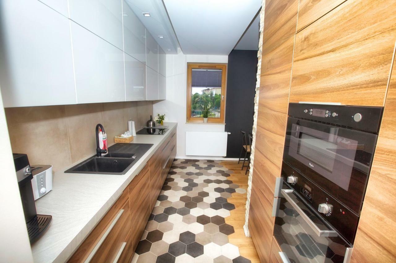 Apartament "Park Lotnikow" クラクフ エクステリア 写真